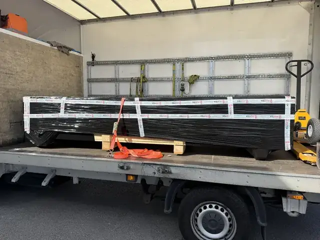 Courier load